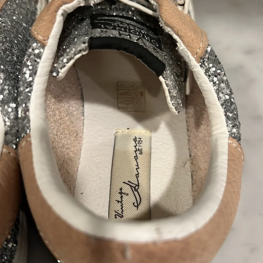 Vintage Havana Silver‎ Glitter Tan Star Sneakers Sz 8
